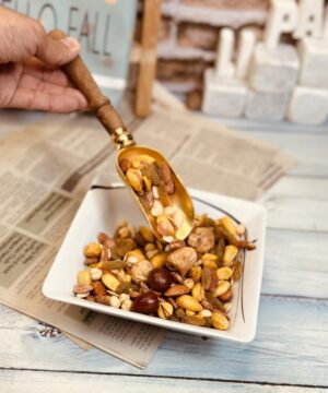 قاشق اجیل دسته چوبی کد 8136