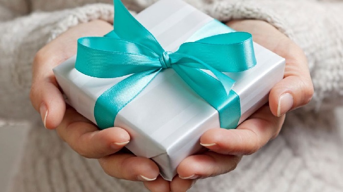 هدیه لاکچری برای رفیق