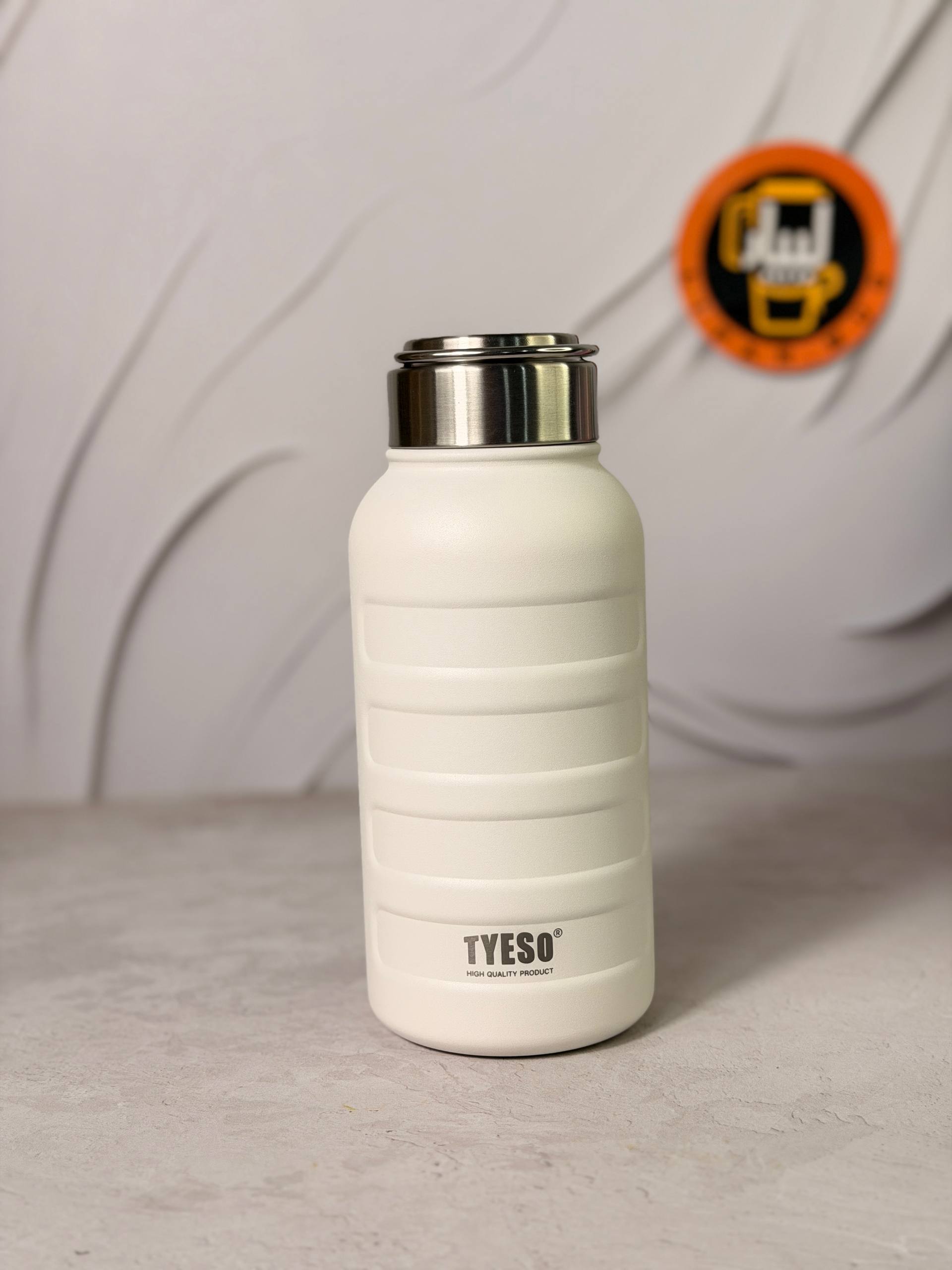 فلاسک شیار دار درب استیل تایسو TYESO درب پیچی 750 میل TS-8815